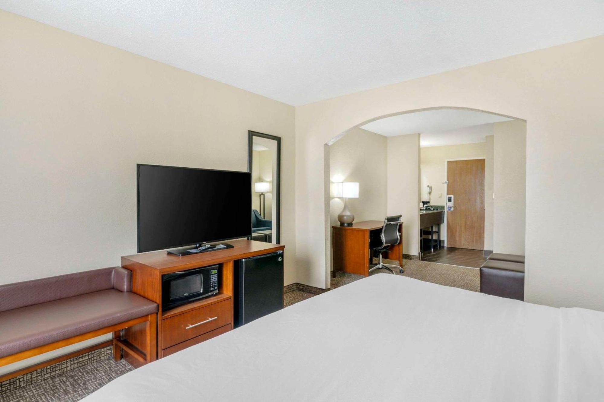 Comfort Inn&Suites La Grange Extérieur photo